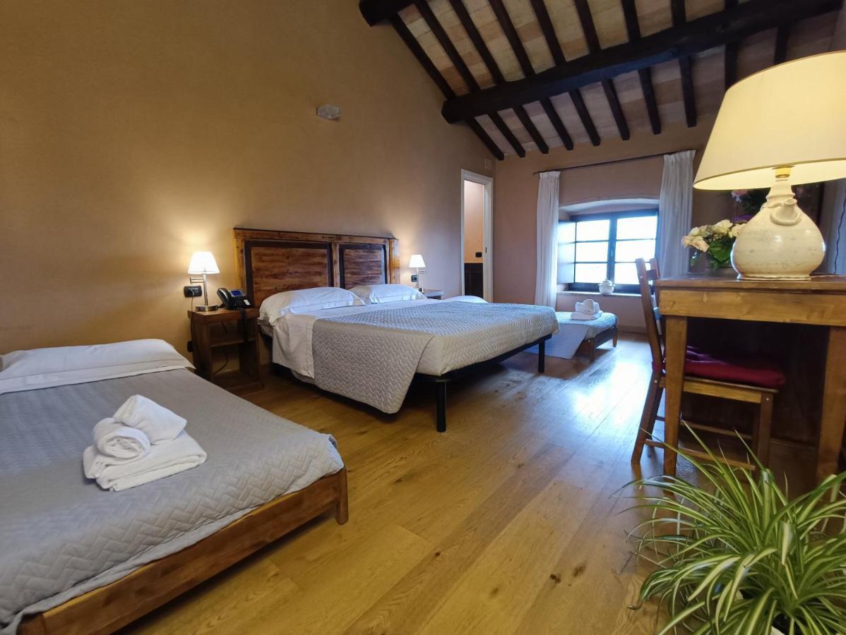 Castello Di Baccaresca Bauernhof *