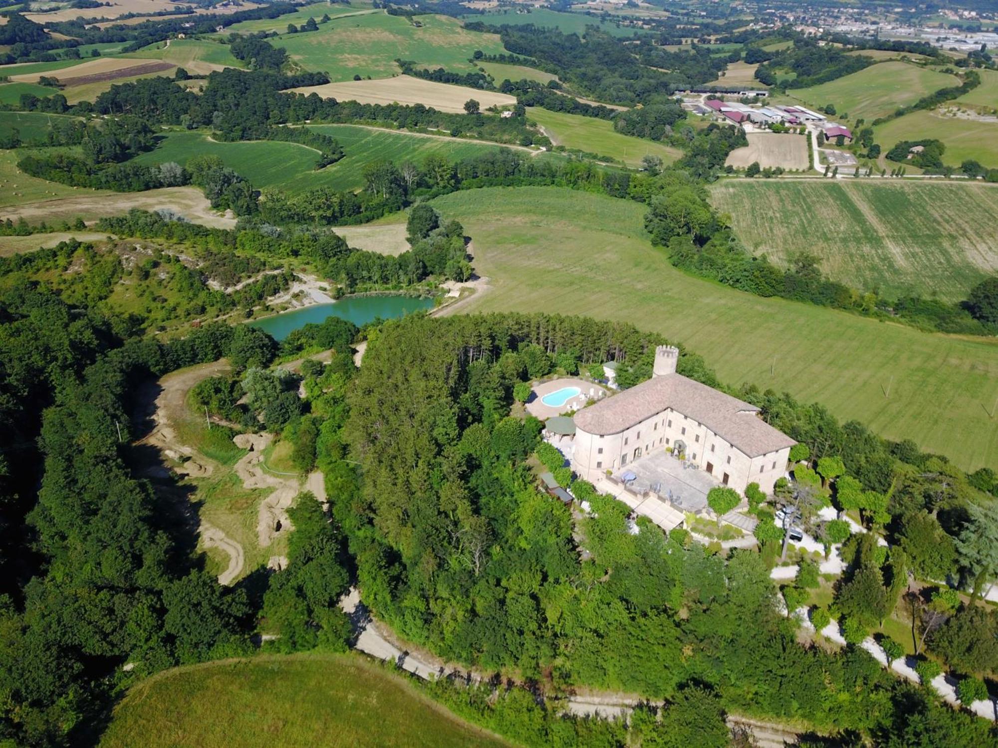 Castello Di Baccaresca Branca