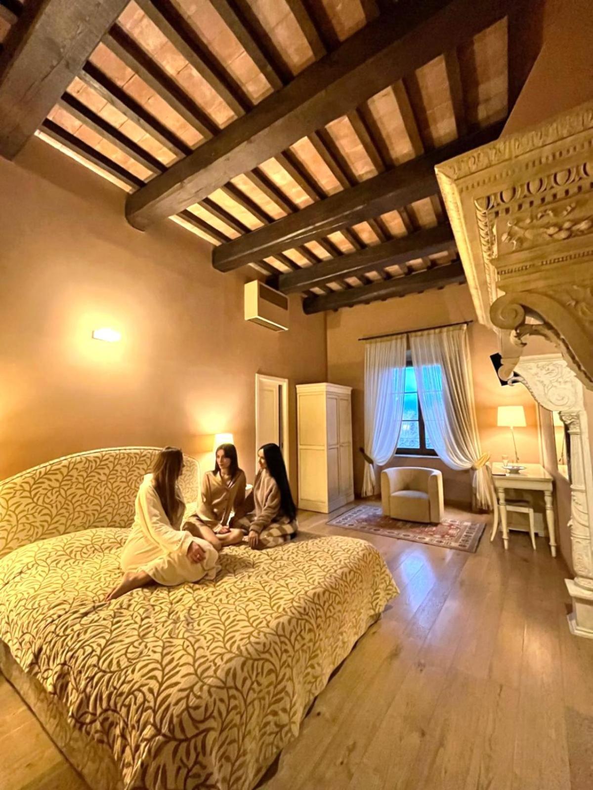 Castello Di Baccaresca * Branca